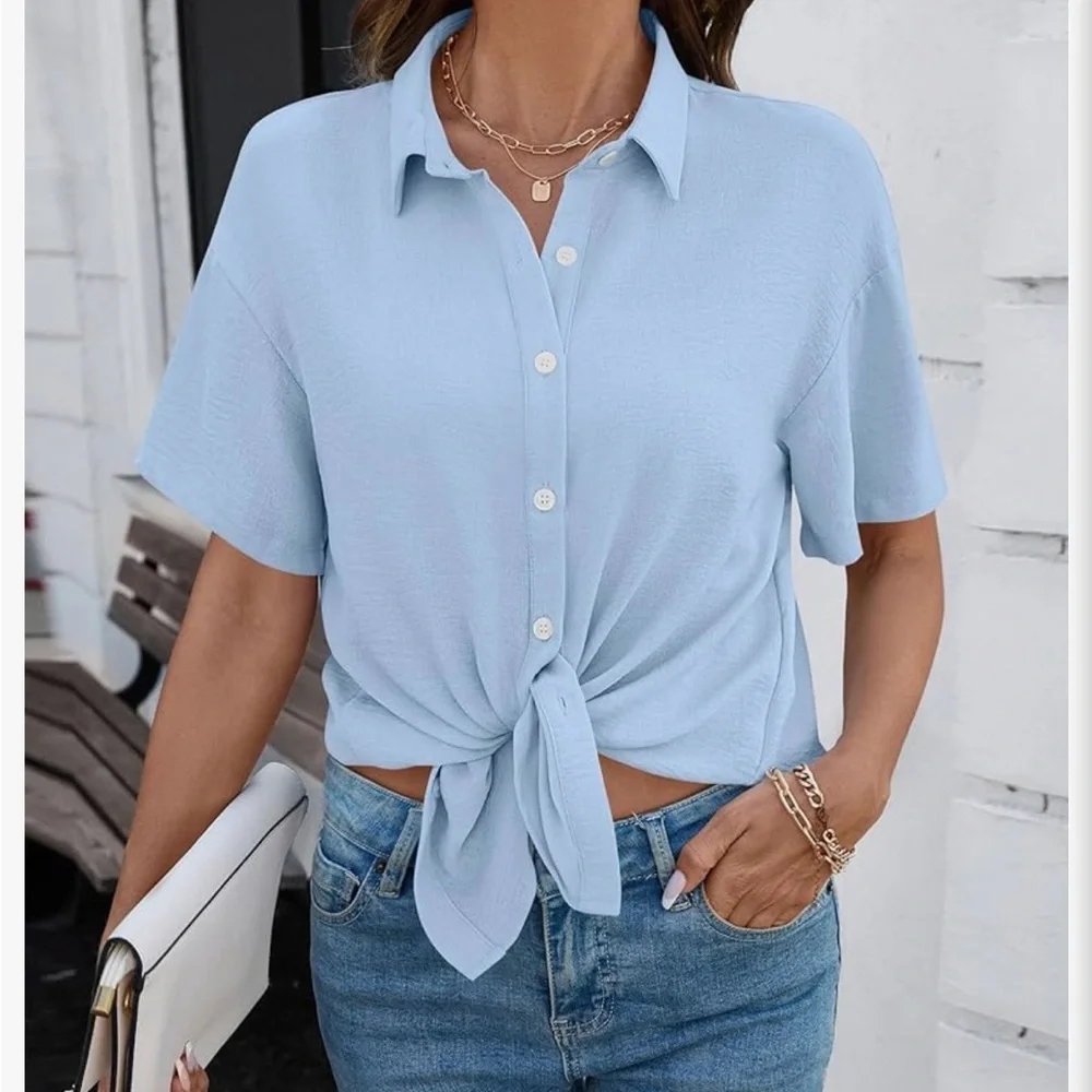 Everyday Light Blue Short Sleeve Button-Down Shirt - Picture 5 of 7